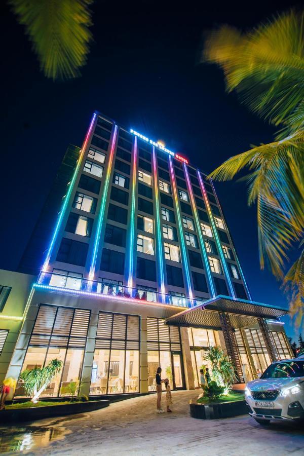 Phuong Bac Luxury Hotel Dong Hoi Dış mekan fotoğraf